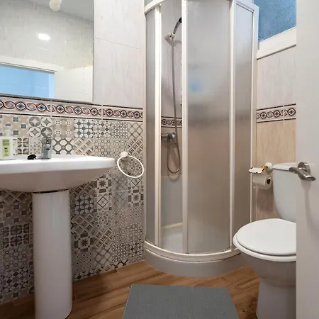 Casa vacanze Little Yellow House Gijón