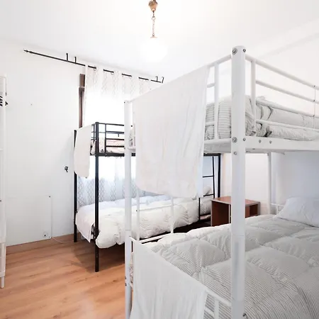 Little Yellow House Hébergement de vacances